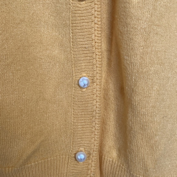 Vintage Women’s Cardigan Sweater - Picture 3 of 4